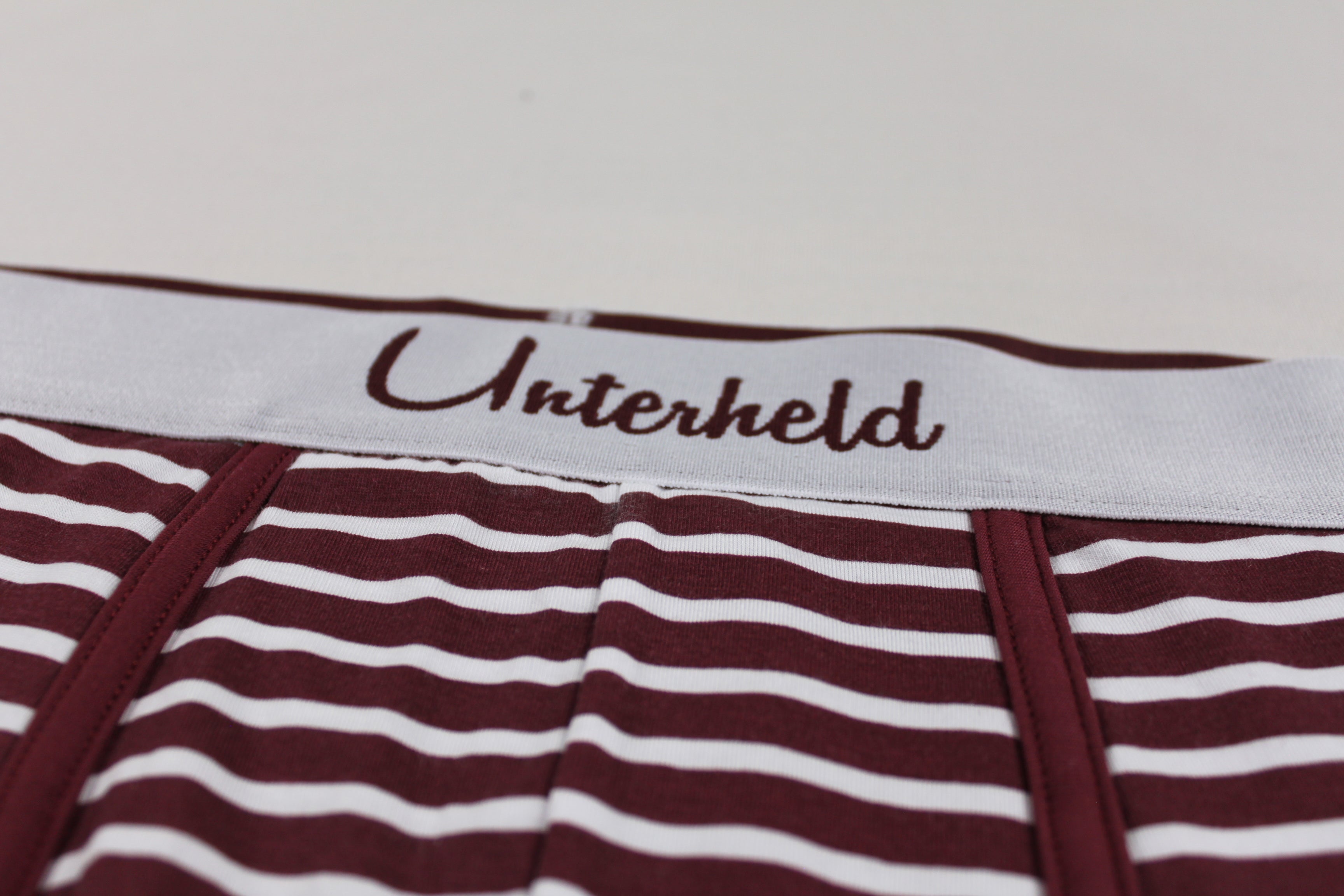 Striped Hero – Bordeaux Edition | Boxershorts Herren aus TENCEL™ Modal