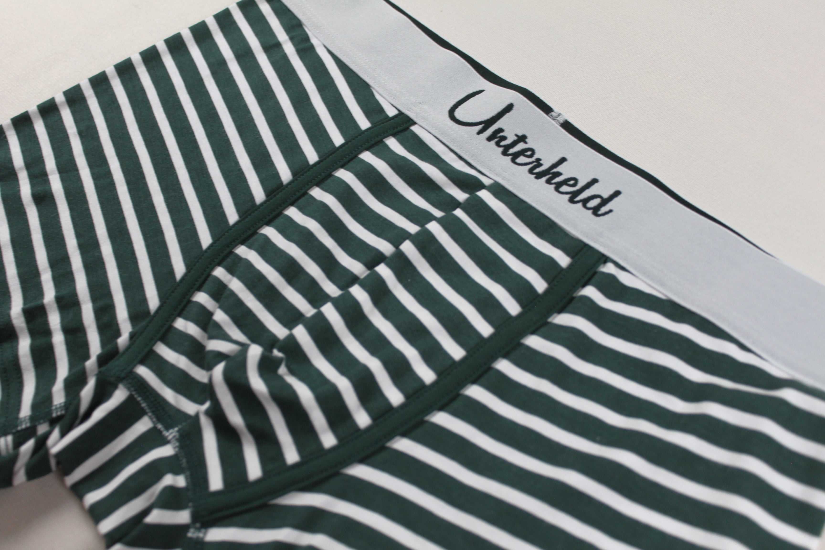 Striped Hero – Forest Green Edition | Boxershorts Herren aus TENCEL™ Modal